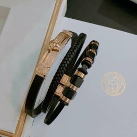 Picture of Versace Bracelet _SKUVersacebracelet06cly6516634